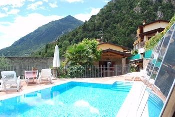 B&B Villa Fior Di Loto Limone sul Garda Exterior photo